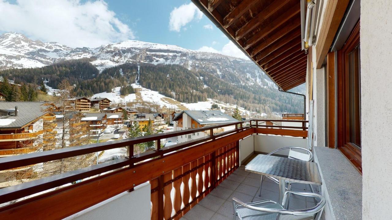 Gonenstein Residence In Leukerbad, Entire Apartment/Studio With Balcony Екстер'єр фото