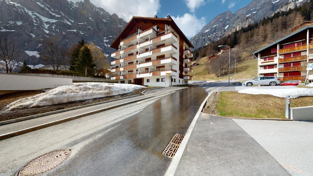Gonenstein Residence In Leukerbad, Entire Apartment/Studio With Balcony Екстер'єр фото
