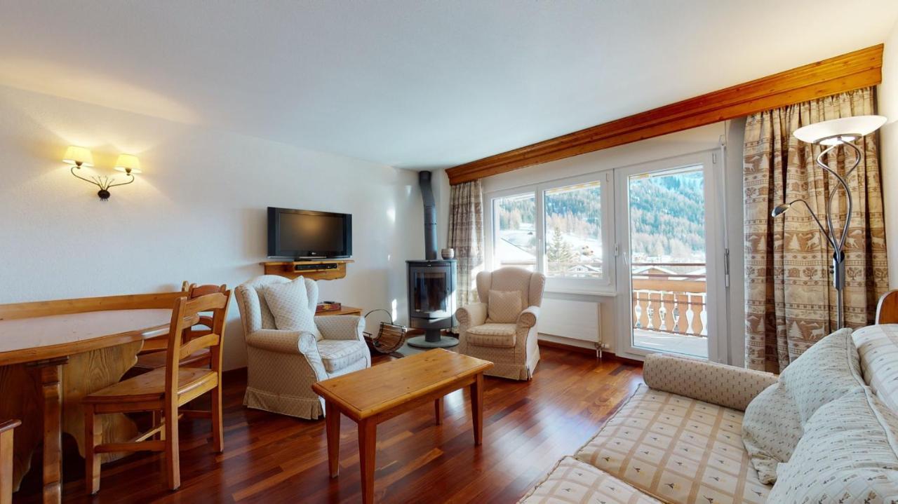 Gonenstein Residence In Leukerbad, Entire Apartment/Studio With Balcony Екстер'єр фото